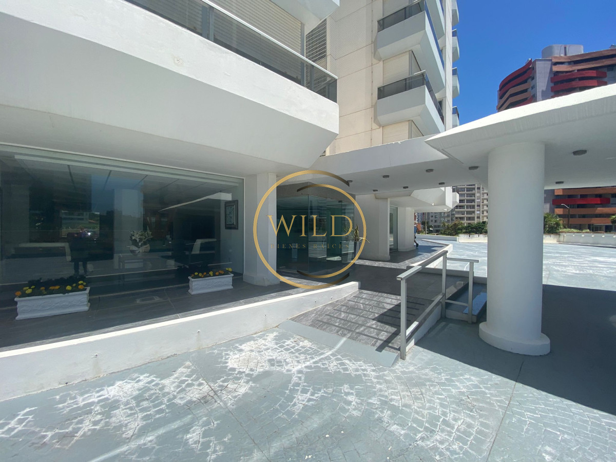 Apartamento ID.1487 - Alquiler invernal Espectacular ubicación  y vista al mar 1 dormitorio 