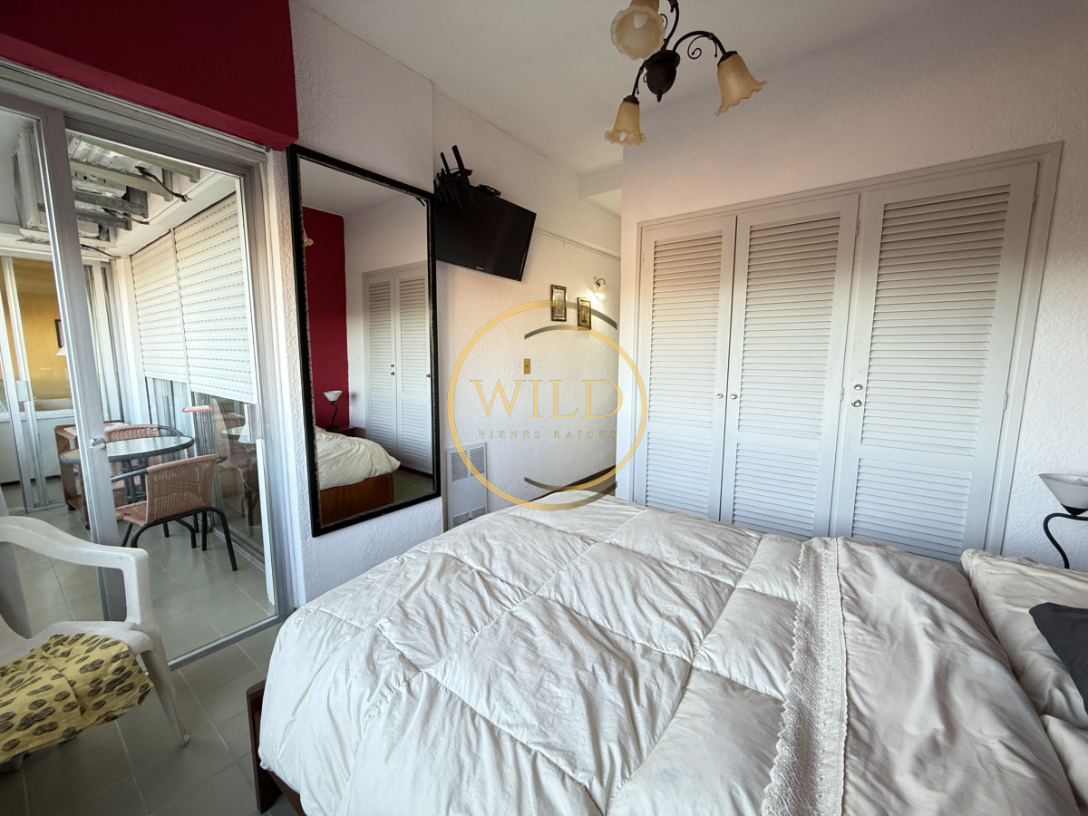 Apartamento ID.2409 - Apartamento 2 dormitorios 2 baños en venta sobre Roosevelt