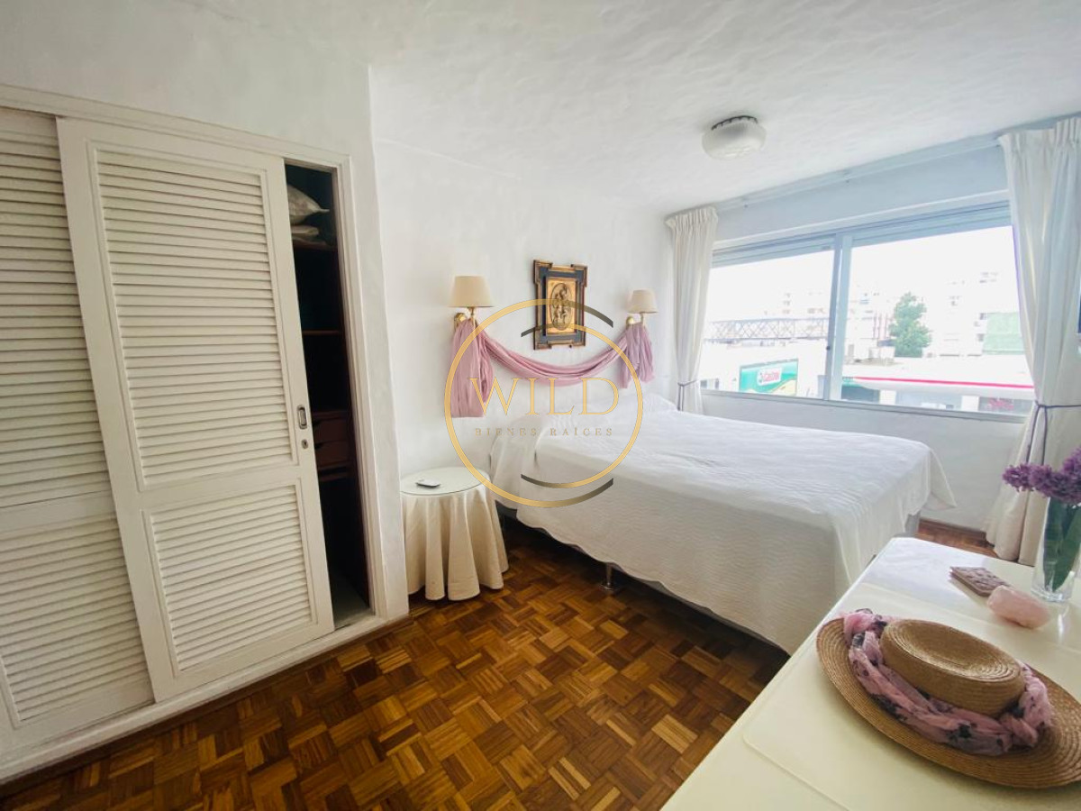 Apartamento ID.1676 - Venta de apartamento en la Península excelente ubicación 2 dormitorio 2 baños
