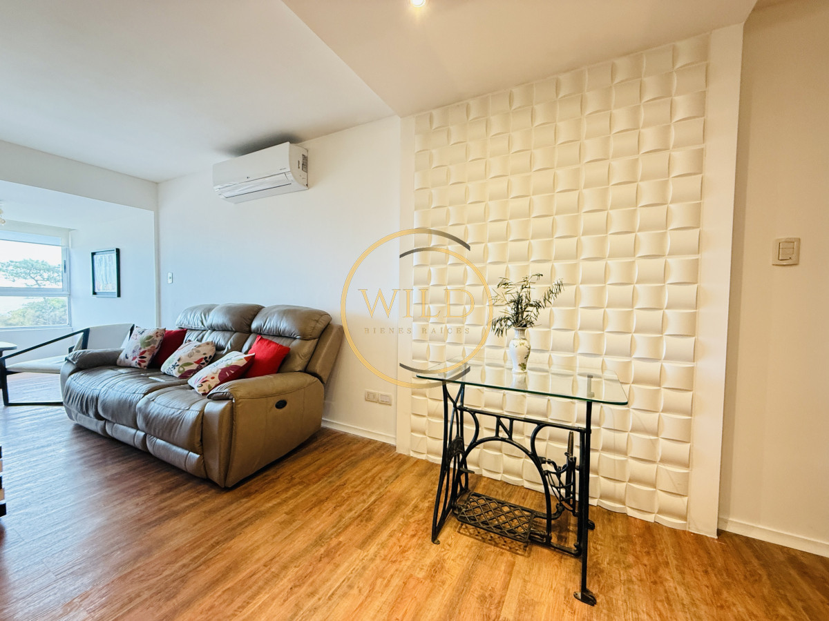 Apartamento ID.2396 - Alquiler anual 3 dormitorios frente al mar