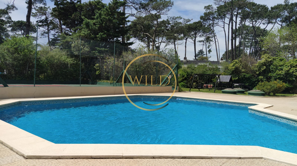Apartamento ID.1851 - Venta apartamento muy amplio 2 dormitorios y 2 baños con servicios