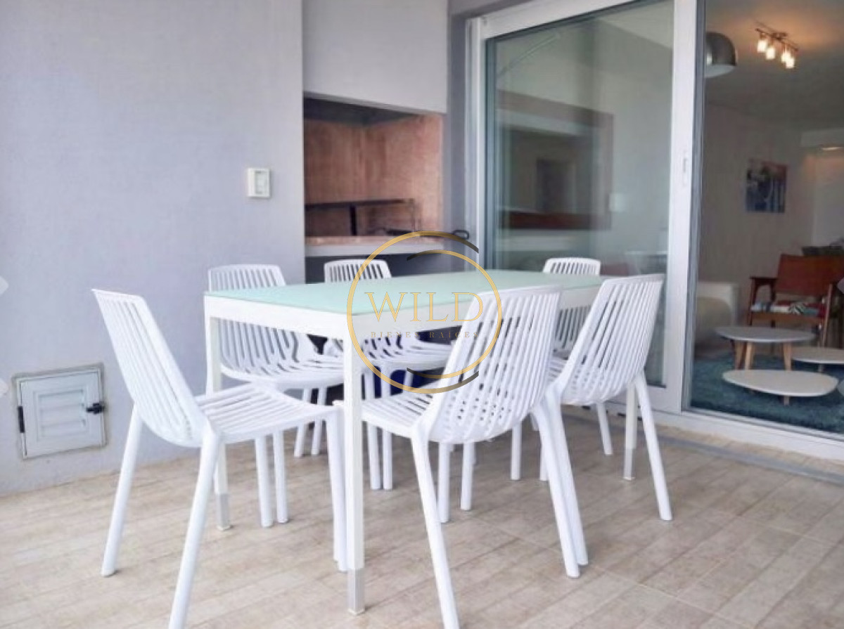 Apartamento ID.1423 - 3 dormitorios mas dependencia Primera Linea Brava