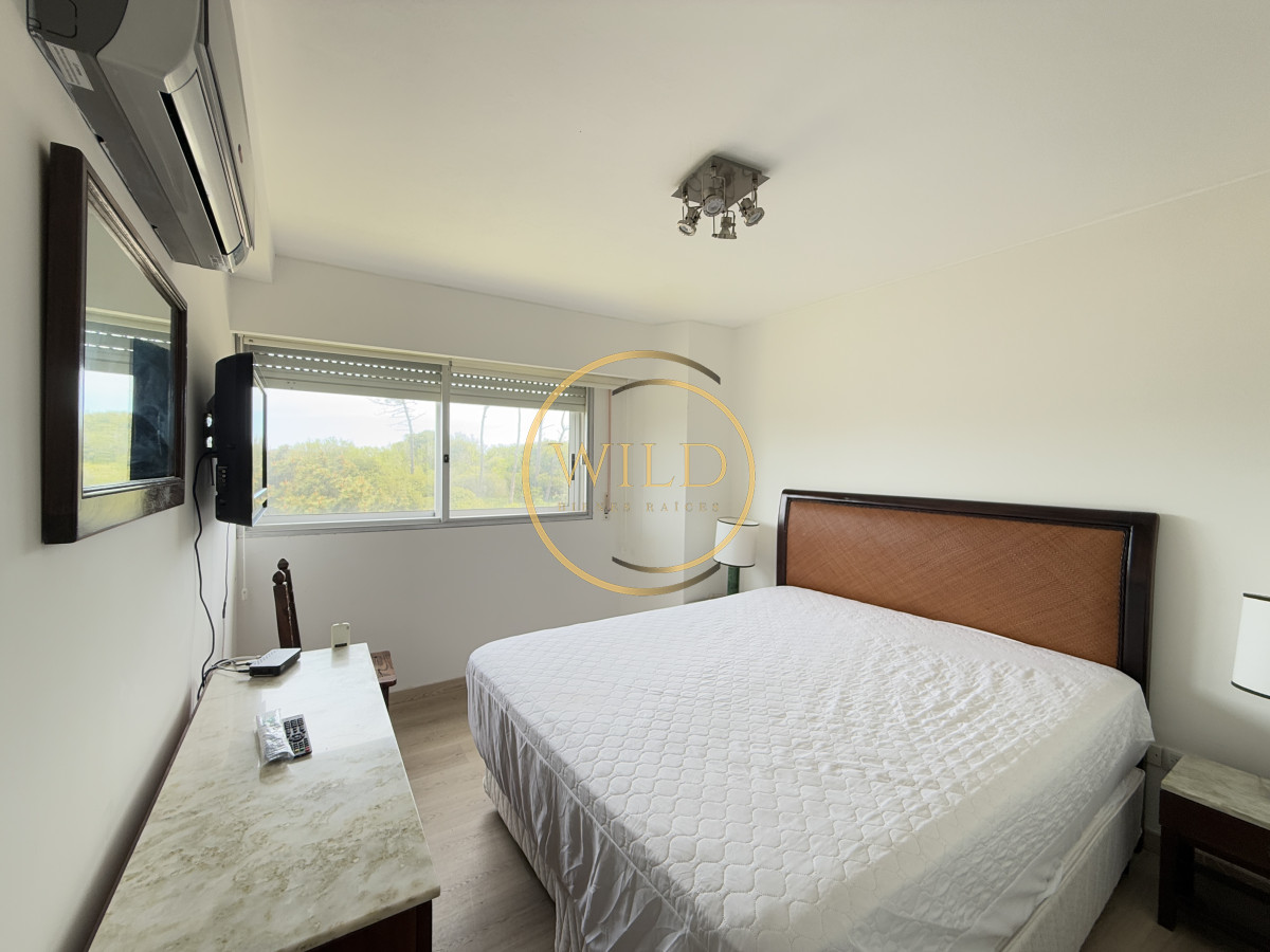Apartamento ID.2505 - Primera línea con parrillero 4 dormitorios alquiler verano