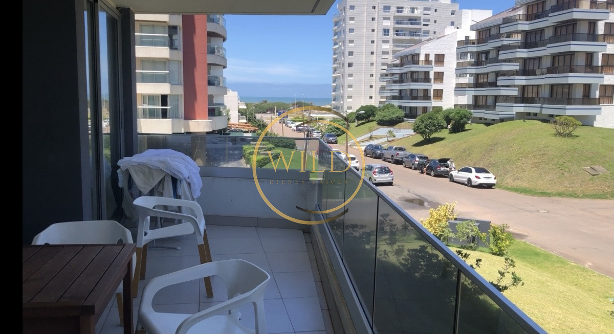 Apartamento ID.1436 - Venta amplio 2 dormitorios 2 baños  vista al mar con renta