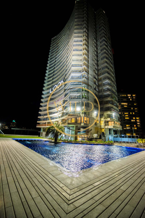 Apartamento ID.1423 - 3 dormitorios mas dependencia Primera Linea Brava
