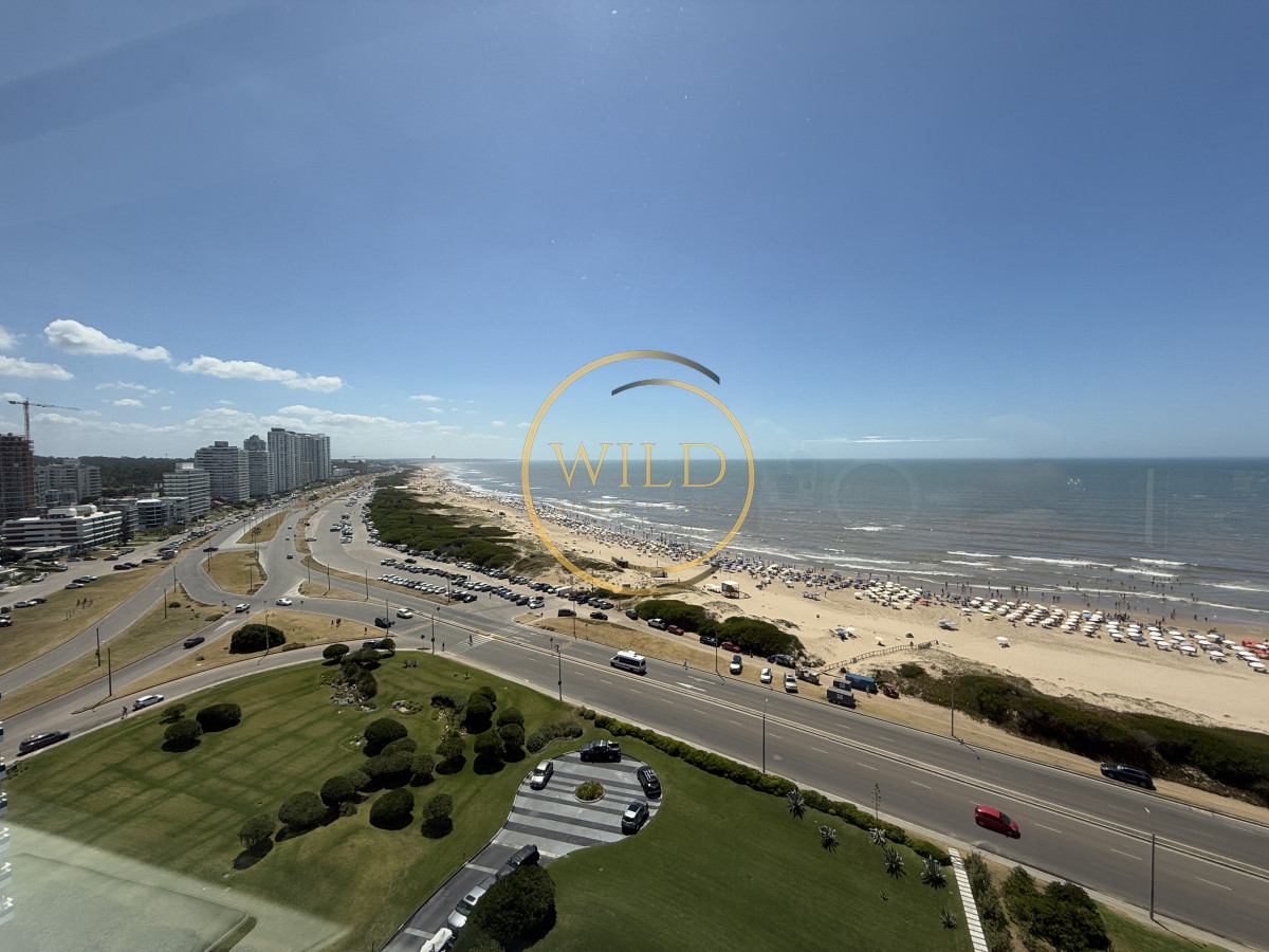 Apartamento ID.2214 - Primera línea brava 3 dormitorios mas dependencia alquiler 