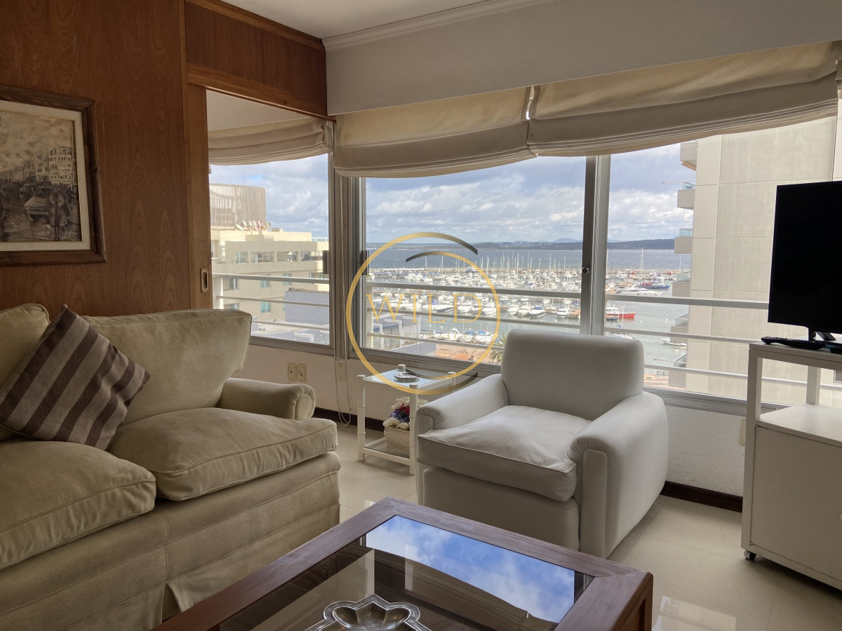 Apartamento ID.2127 - En venta 2 dormitorios y medio en Península 