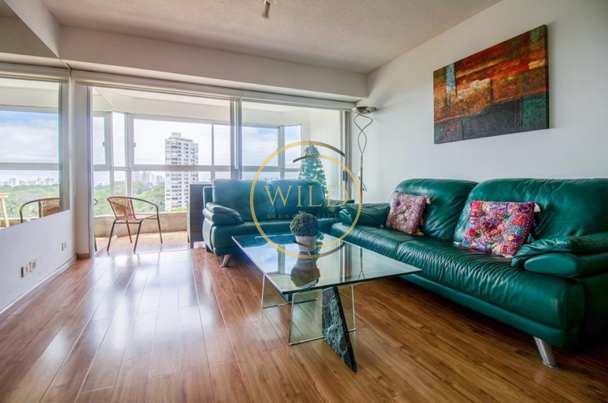 Apartamento ID.2252 - Venta 2 dorm 2 baños Punta del Este a nuevo con vista