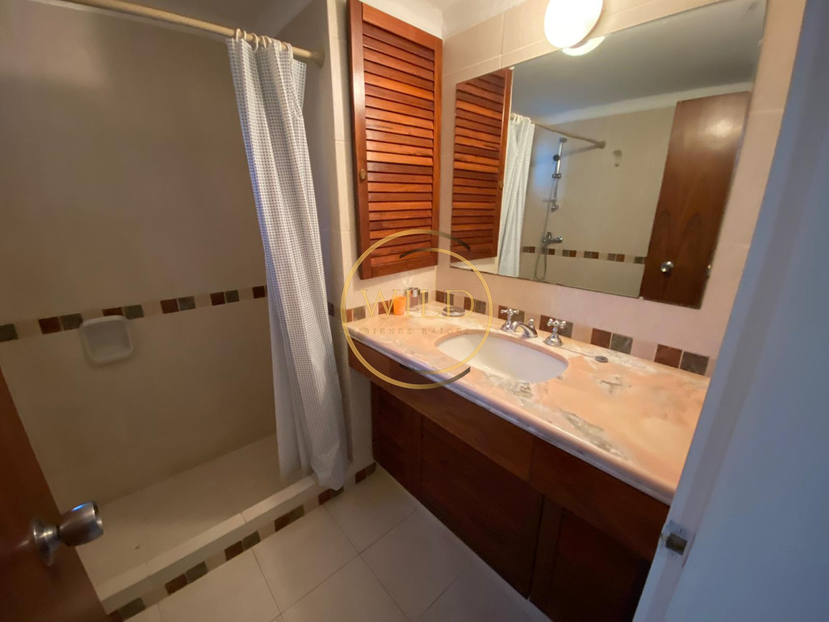 Apartamento ID.1425 - Apartamento en Punta del Este, Cantegril