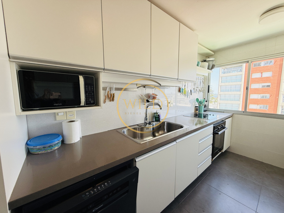 Apartamento ID.2597 - Hermoso Semi piso en Peninsula con vista a la Brava y Mansa 