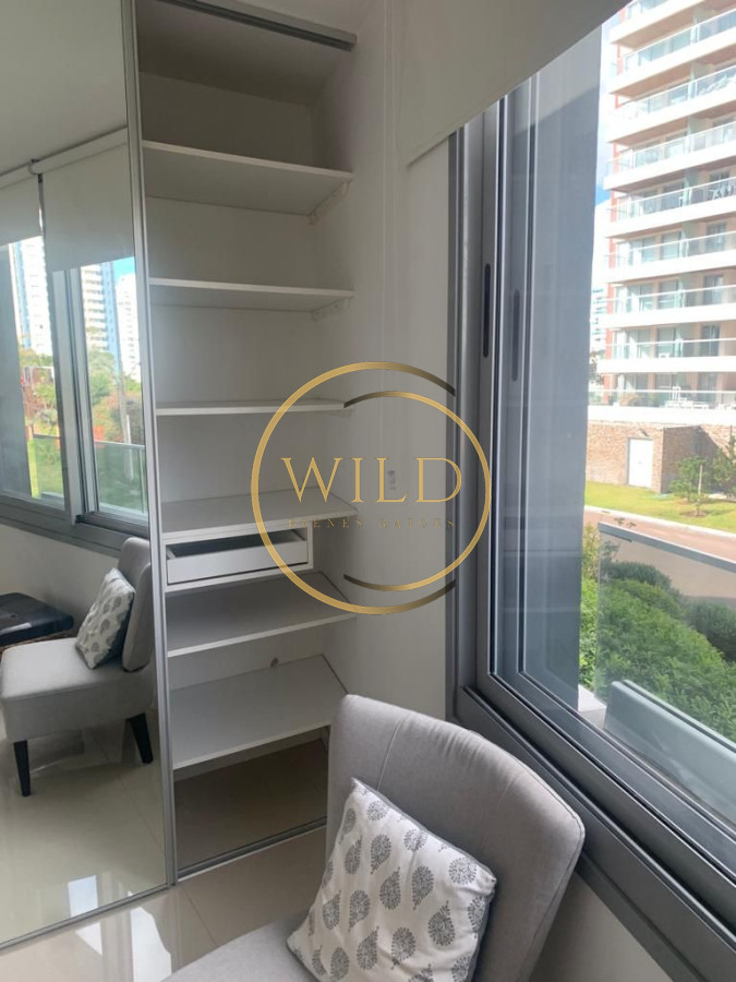 Apartamento ID.1436 - Venta amplio 2 dormitorios 2 baños  vista al mar con renta