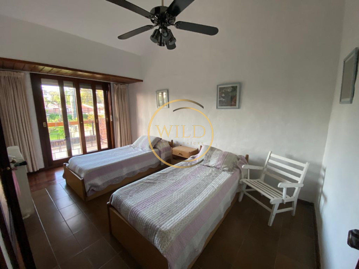 Casa ID.1495 - Venta Preciosa casa en paradas a metros del mar 3 dormitorios