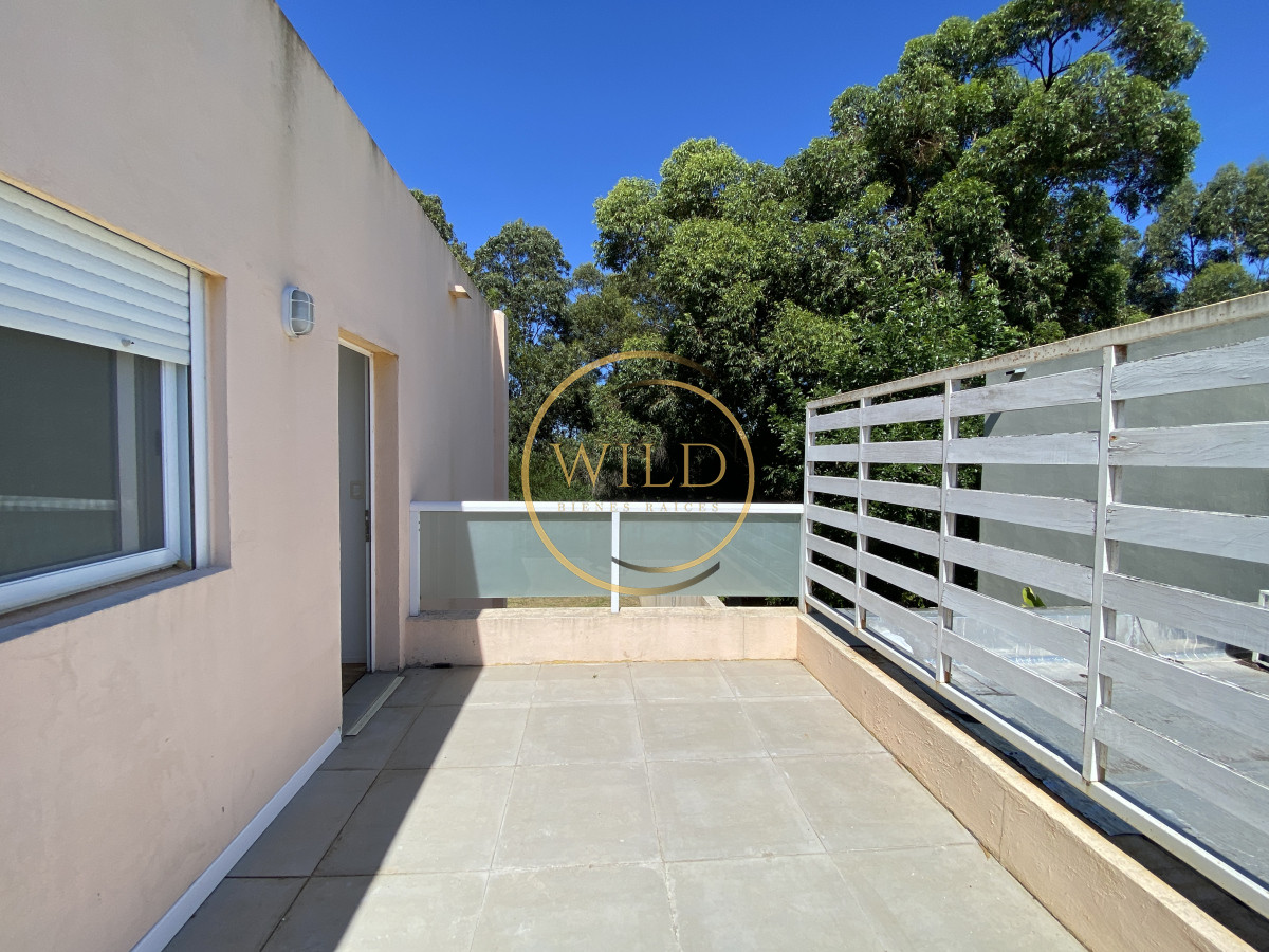 Casa ID.2216 - Venta casa pinares 4 dormitorios en 2 plantas