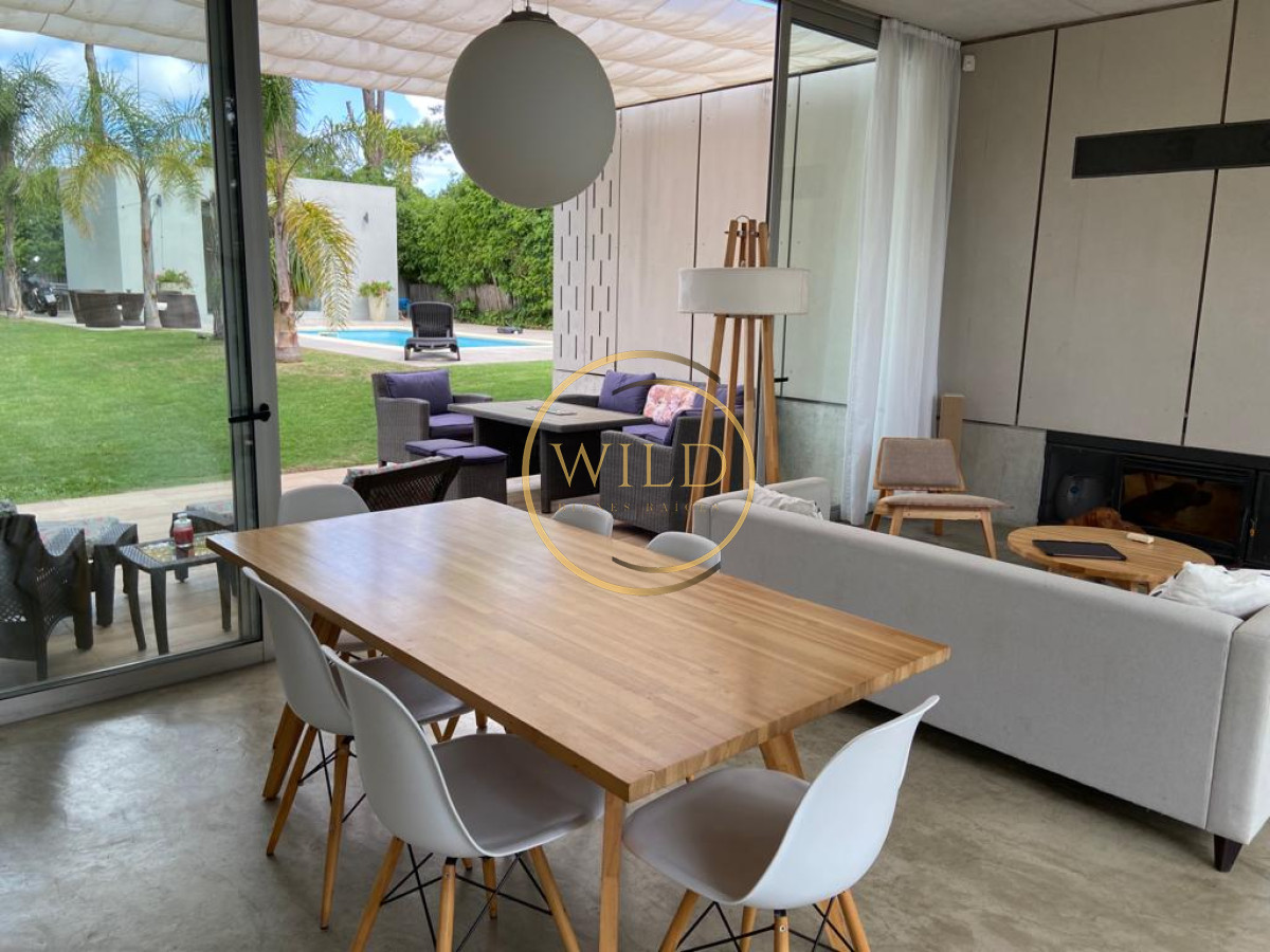 Casa ID.1433 - Casa Minimalista en Pinares Punta del Este con piscina