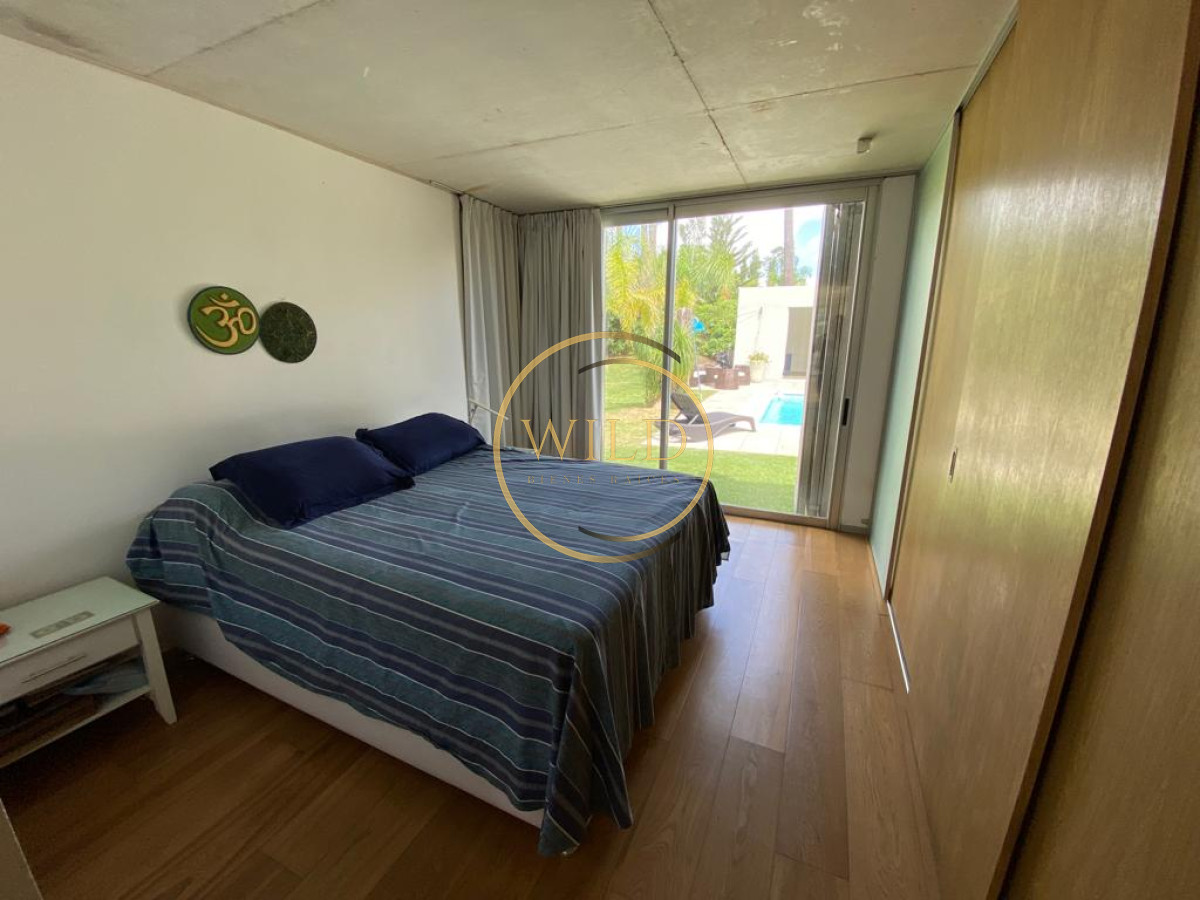 Casa ID.1433 - Casa Minimalista en Pinares Punta del Este con piscina