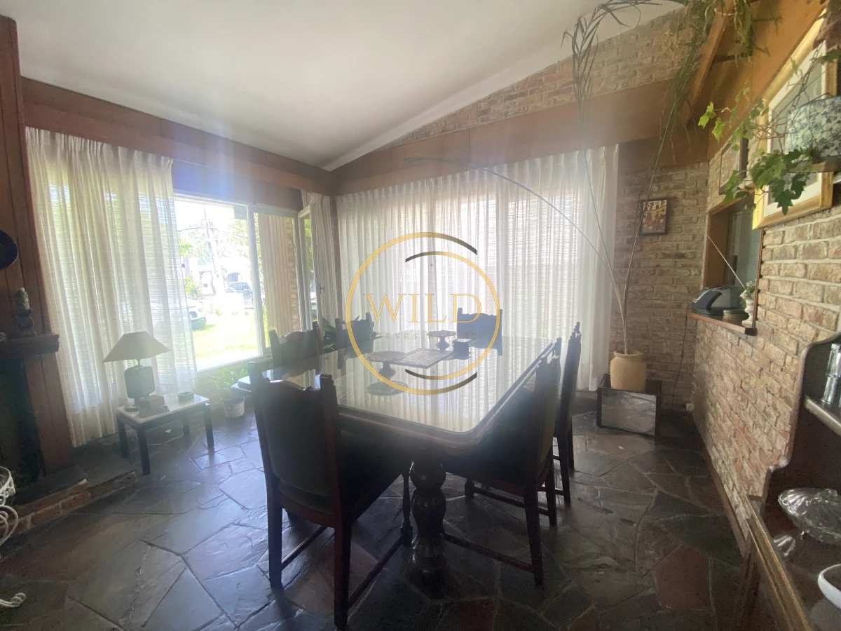 Casa ID.2171 - Venta Av Italia Pda 5 zona comercial casa local terreno Punta del Este