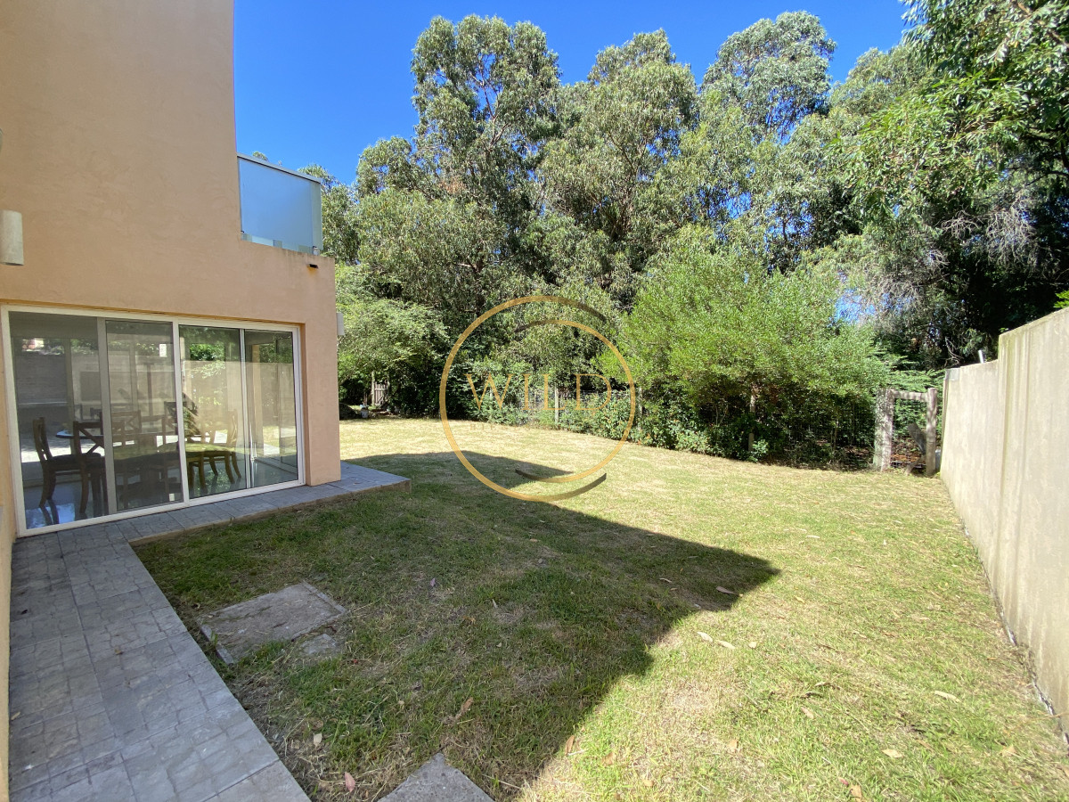 Casa ID.2216 - venta casa pinares 4 dormitorios en 2 plantas