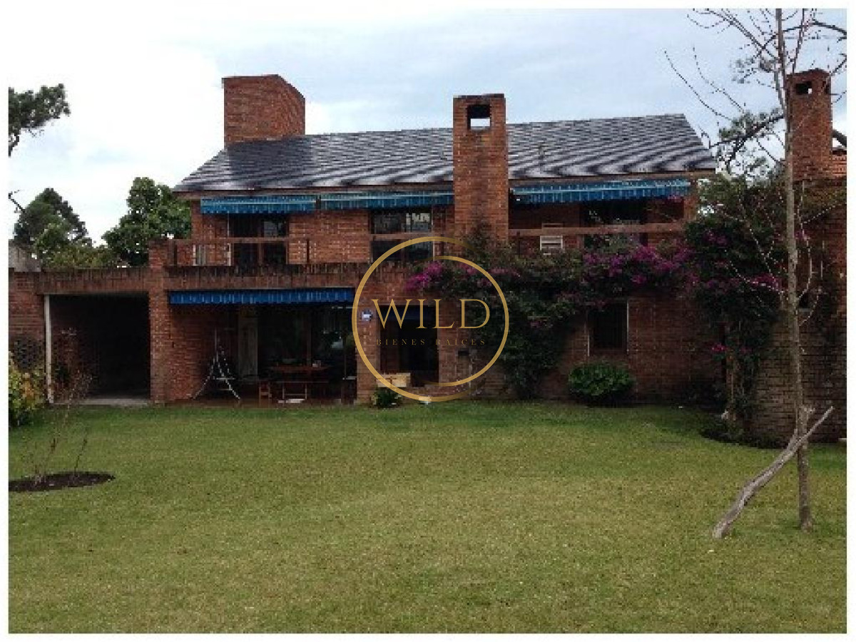 Casa ID.1495 - Venta Preciosa casa en paradas a metros del mar 3 dormitorios