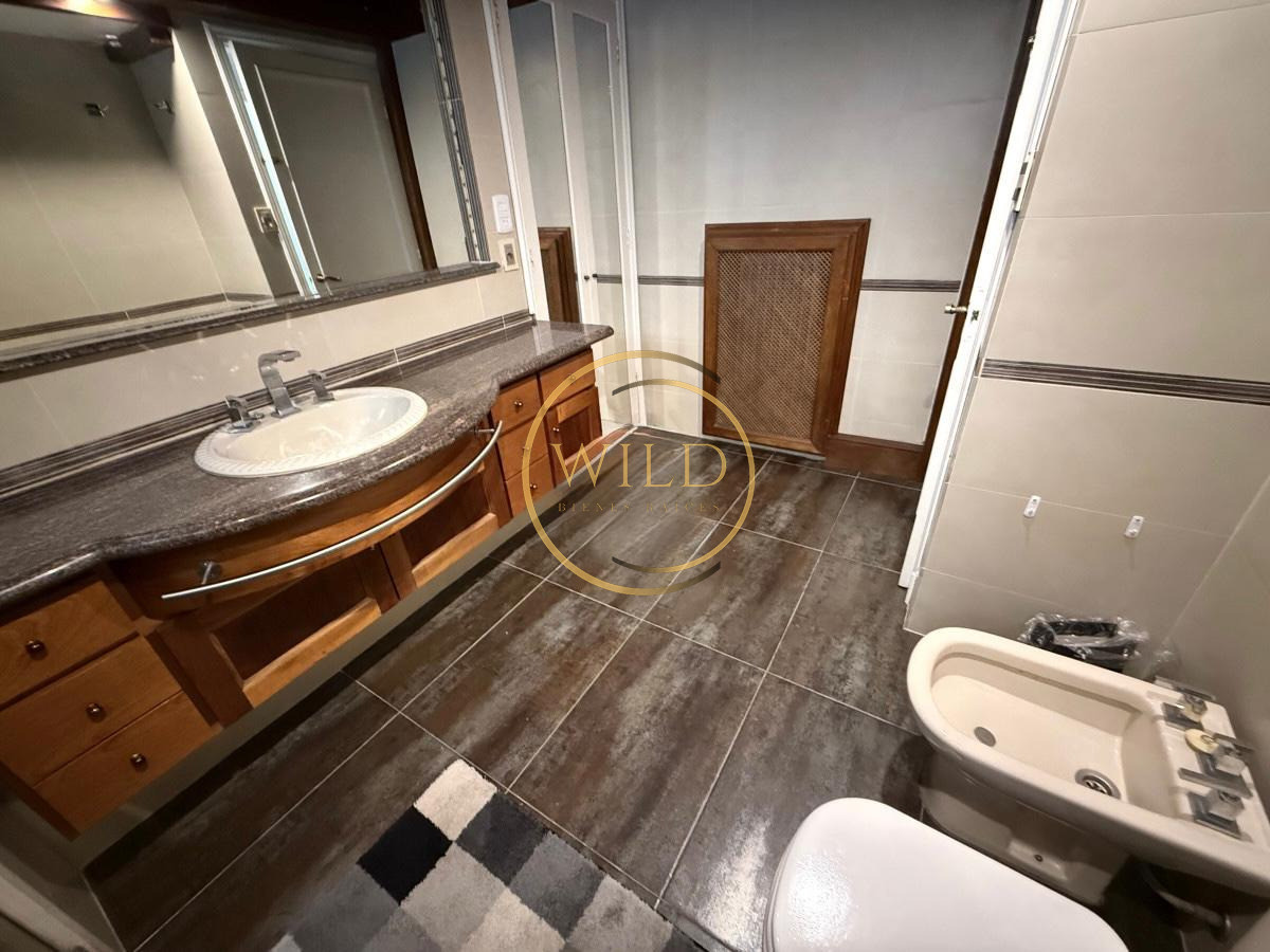 Casa ID.5797 - Venta en Carrasco Montevideo importante residencia