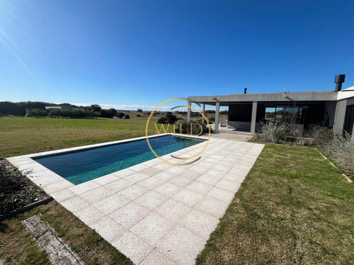 Casa ID.5586 - VENTA oportunidad casa en  barrio cerrado a minutos de José Ignacio