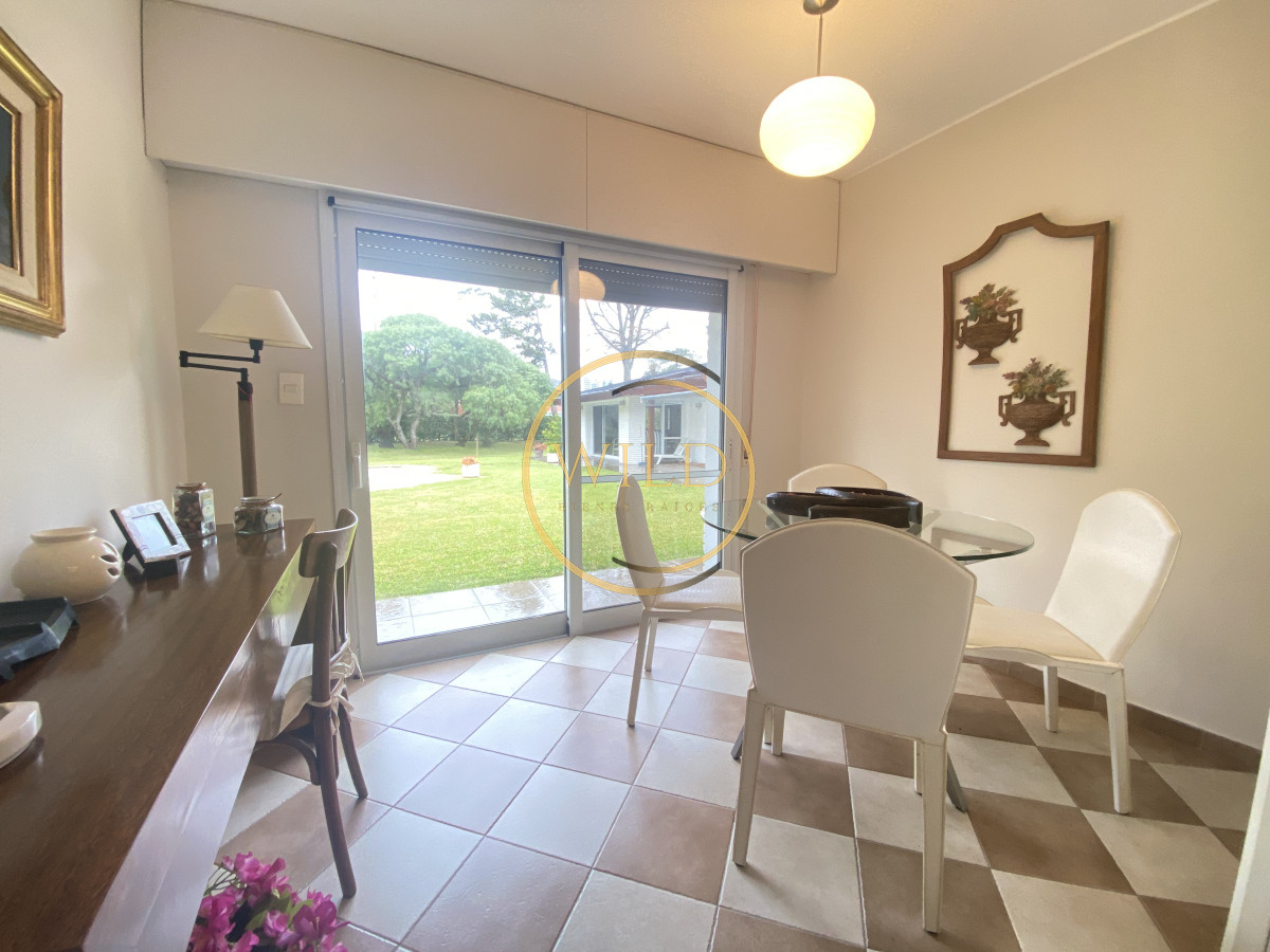 Casa ID.1994 - Impecable Residencia en la mansa a pasos del mar