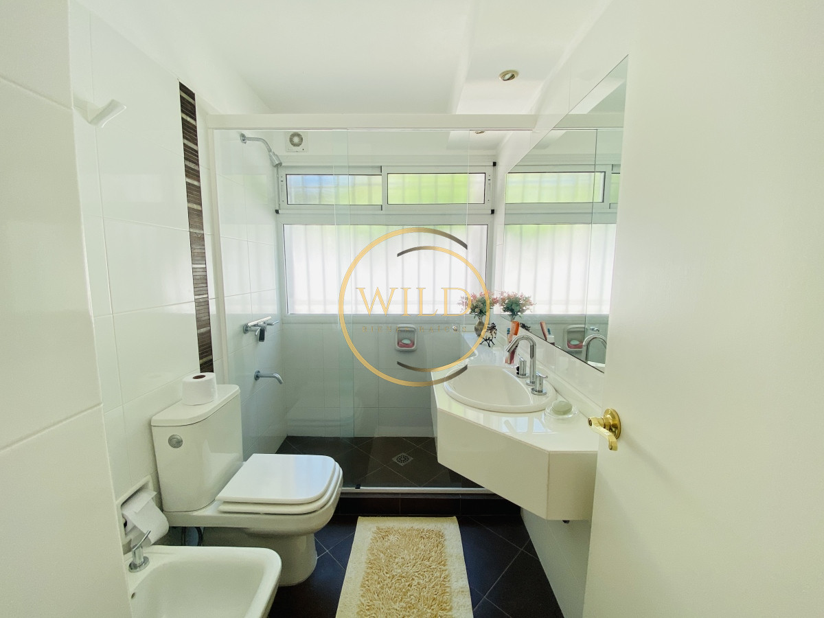 Casa ID.1994 - Impecable Residencia en la mansa a pasos del mar