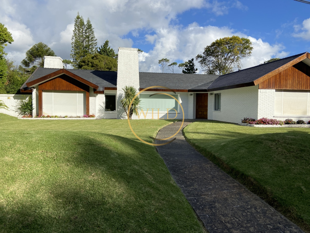 Casa ID.1994 - Impecable Residencia en la mansa a pasos del mar