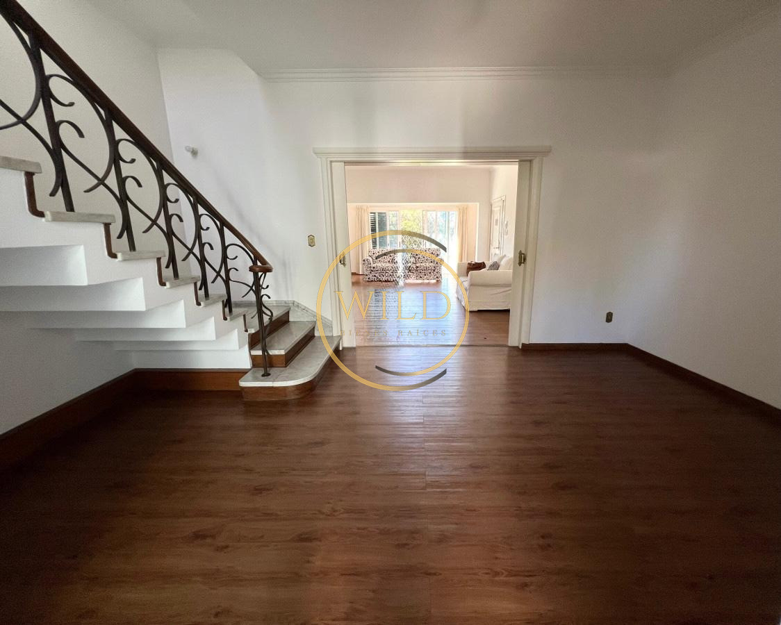 Casa ID.5797 - Venta en Carrasco Montevideo importante residencia