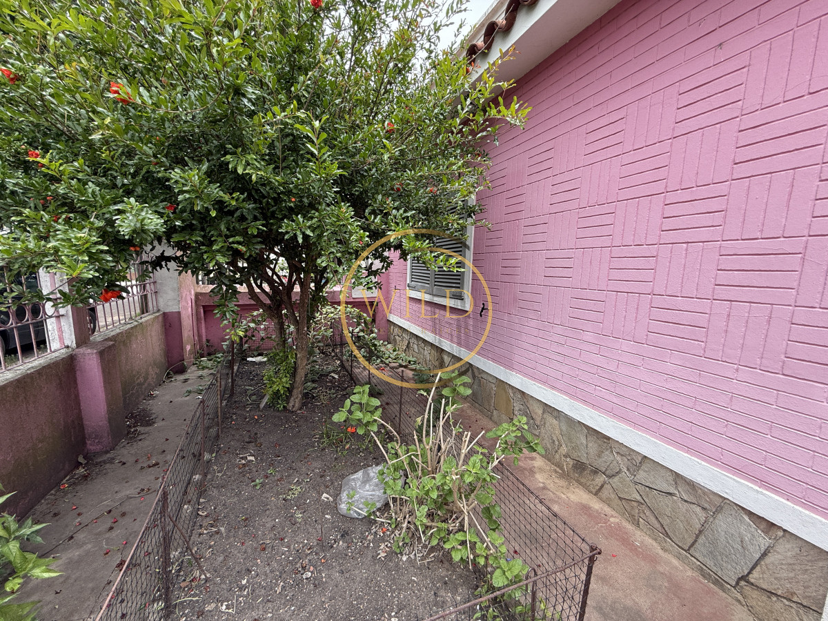 Casa ID.2215 - Casa en venta centro Maldonado