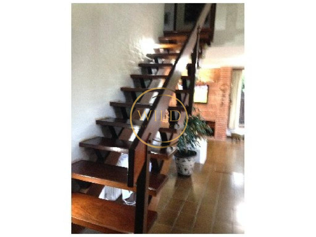 Casa ID.1495 - Venta Preciosa casa en paradas a metros del mar 3 dormitorios