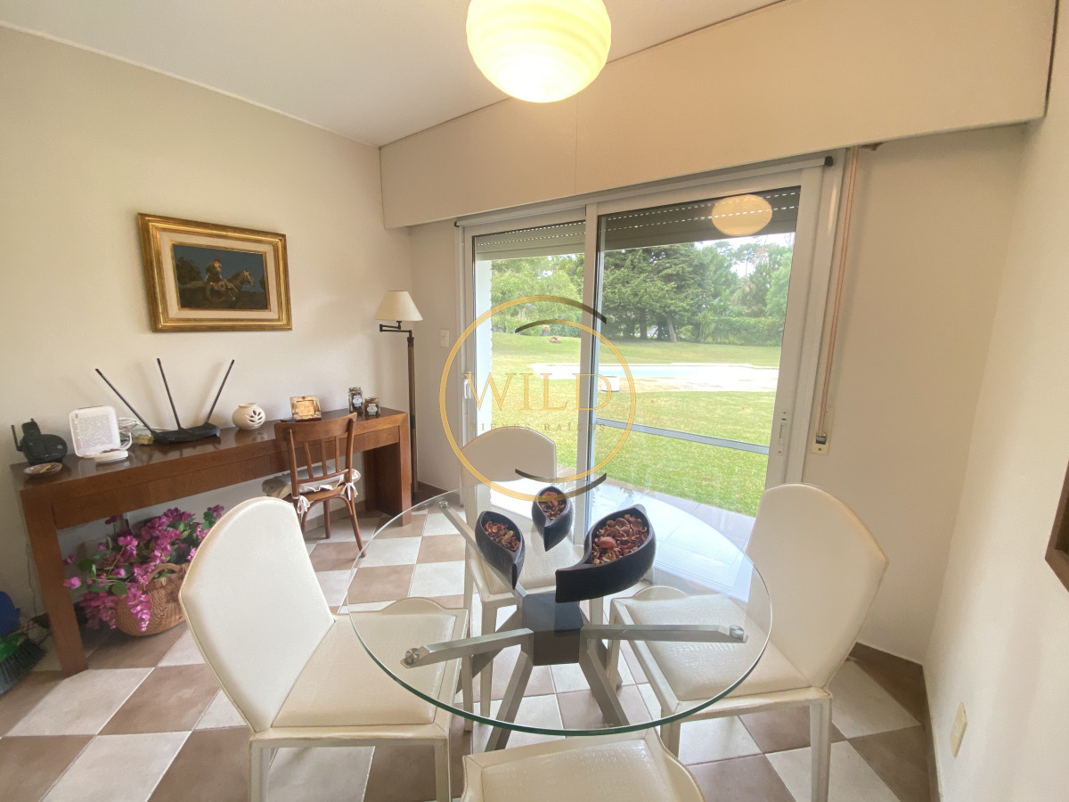 Casa ID.1994 - Impecable Residencia en la mansa a pasos del mar
