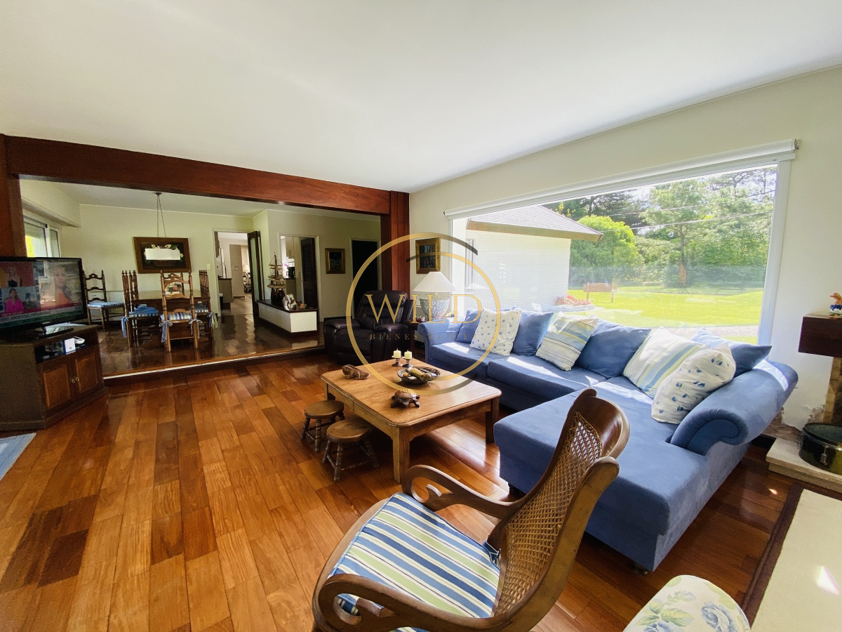 Casa ID.1994 - Impecable Residencia en la mansa a pasos del mar