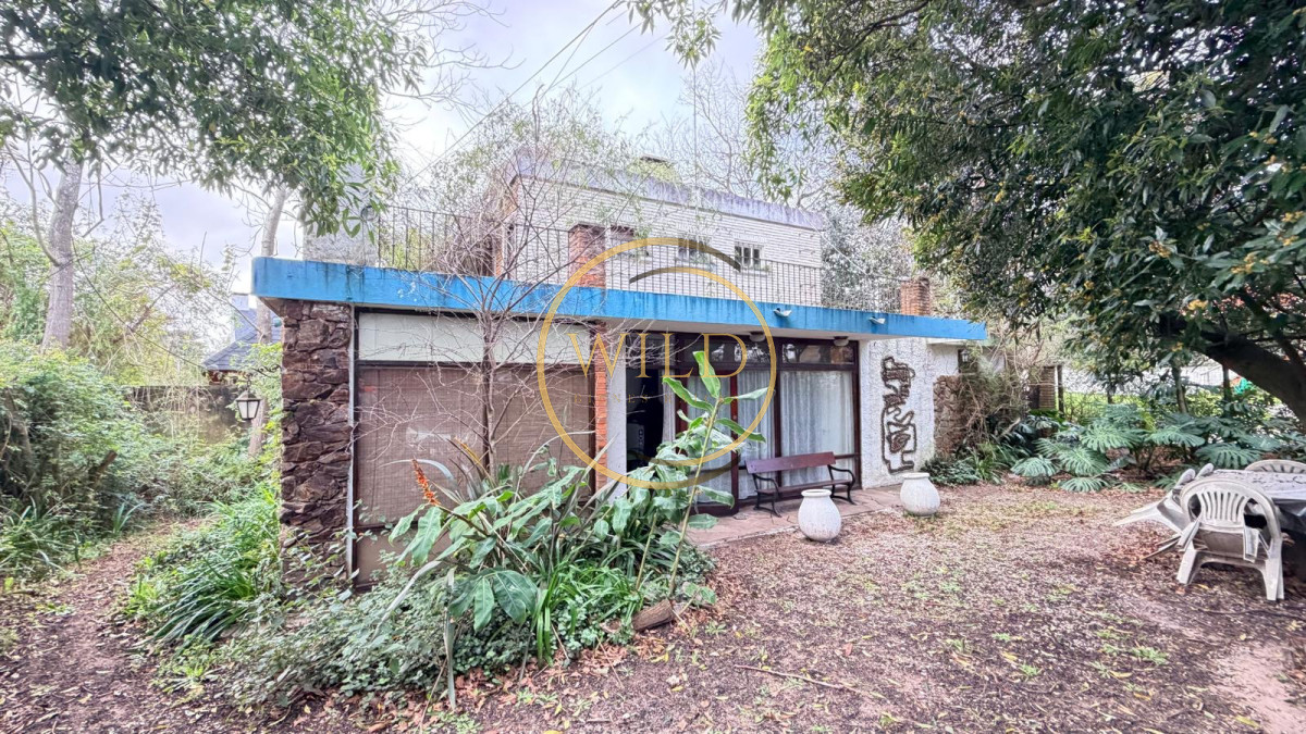 Casa ID.5779 - Casa en venta Pinares 600m2 a reciclar
