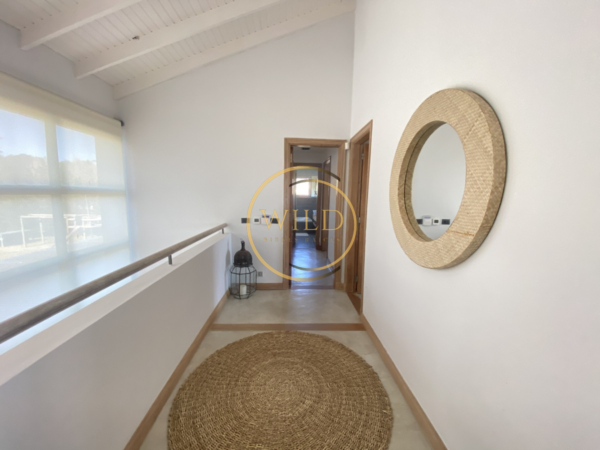 Casa ID.2132 - Espectacular en playa Solanas primera línea 