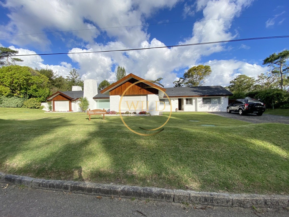 Casa ID.1994 - Impecable Residencia en la mansa a pasos del mar