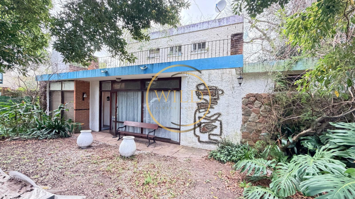 Casa ID.5779 - Casa en venta Pinares 600m2 a reciclar
