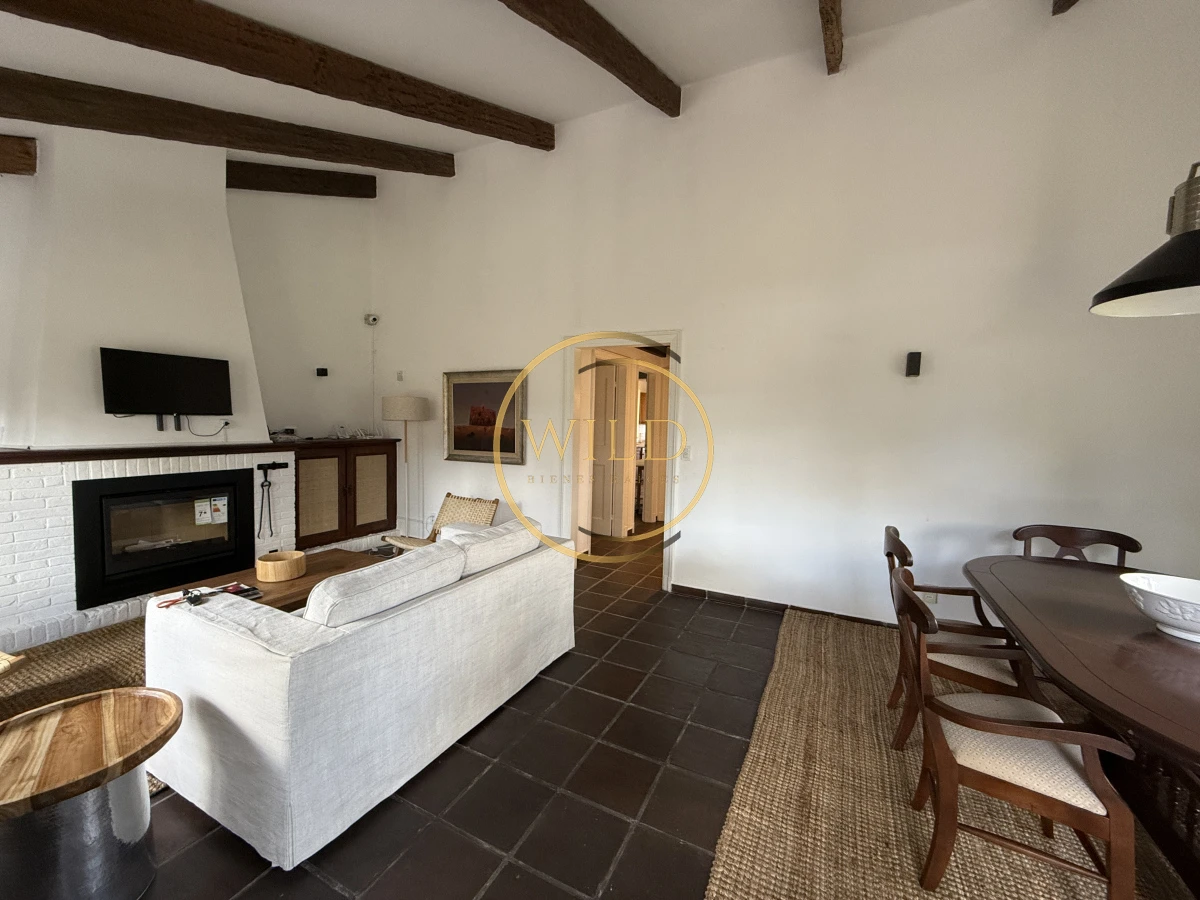 Casa ID.2196 - Venta Casa en mansa 3 dormitorios a pasos de la playa