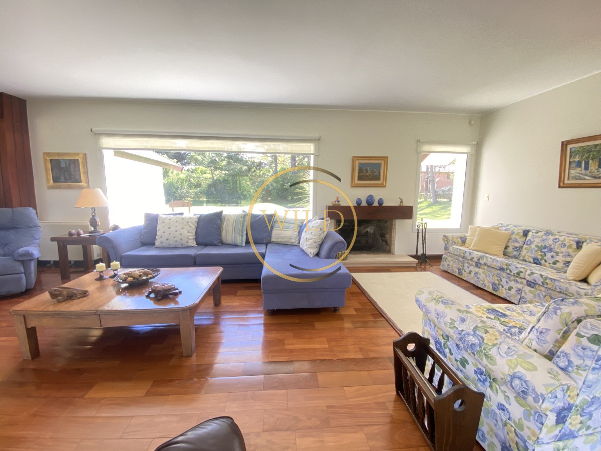 Casa ID.1994 - Impecable Residencia en la mansa a pasos del mar