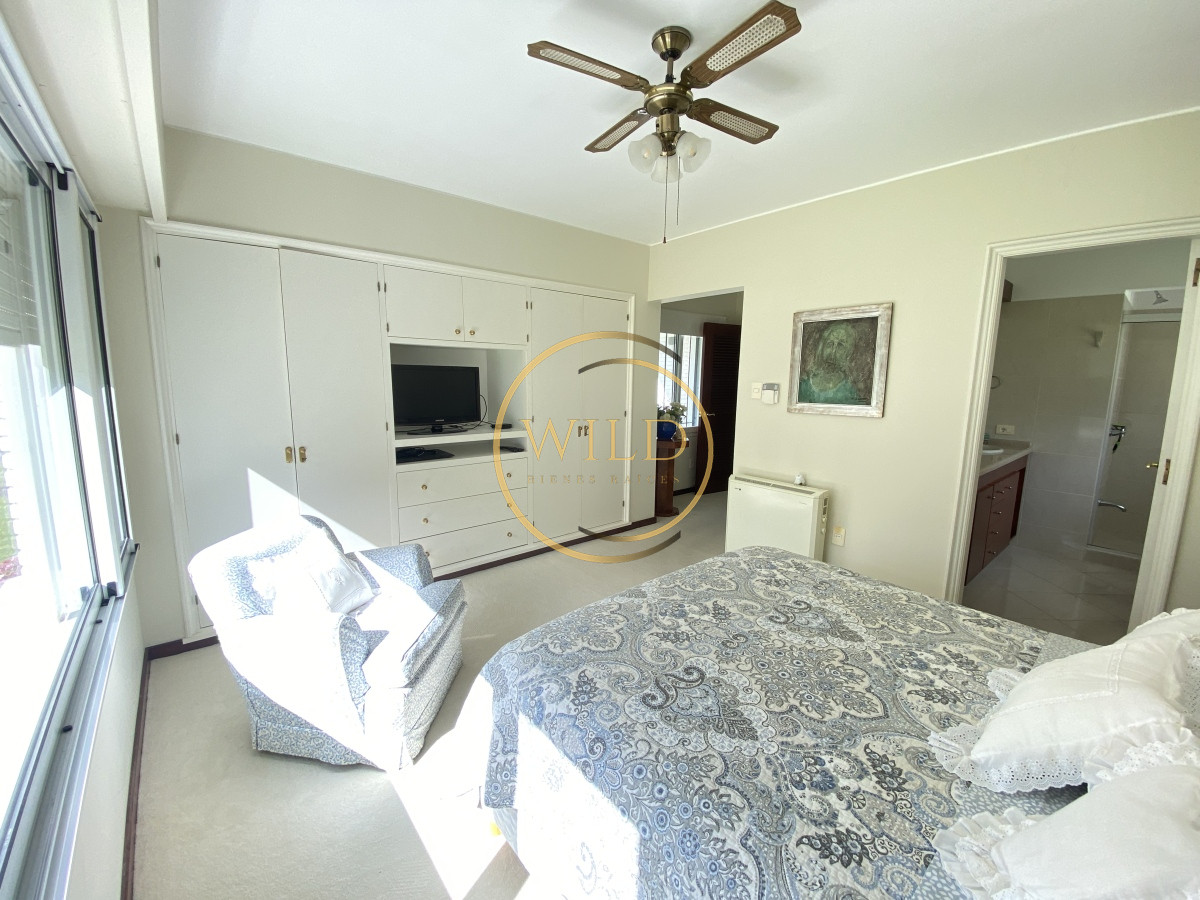 Casa ID.1994 - Impecable Residencia en la mansa a pasos del mar