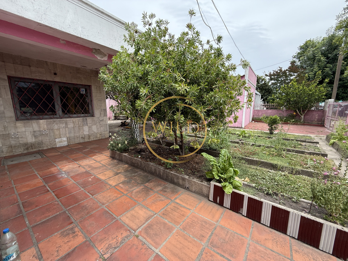 Casa ID.2215 - Casa en venta centro Maldonado