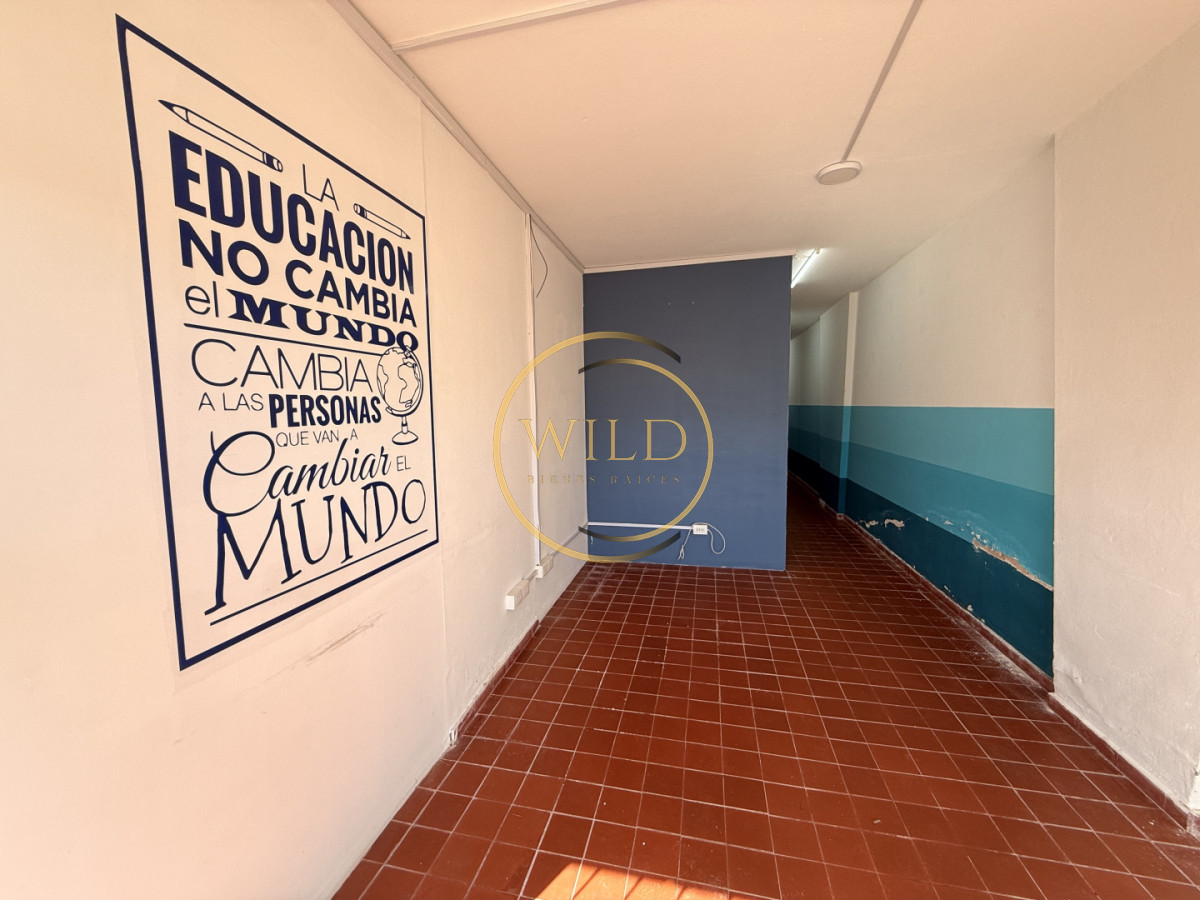 Local Comercial ID.5715 - Alquiler Local en Maldonado centro 110 mts