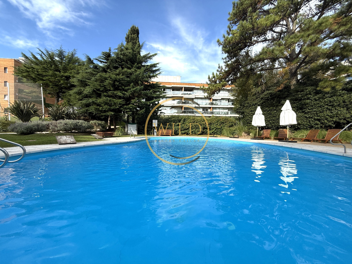 Apartamento ID.2338 - Hermoso apartamento en venta de 2 dormitorios 2 baños en Playa Mansa