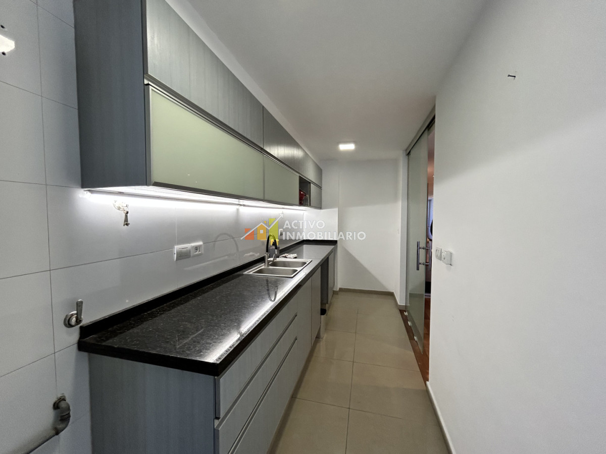 Apartamento ID.474 - Venta Apartamento 2 Dormitorios, Balcón y Garage - Punta Carretas 