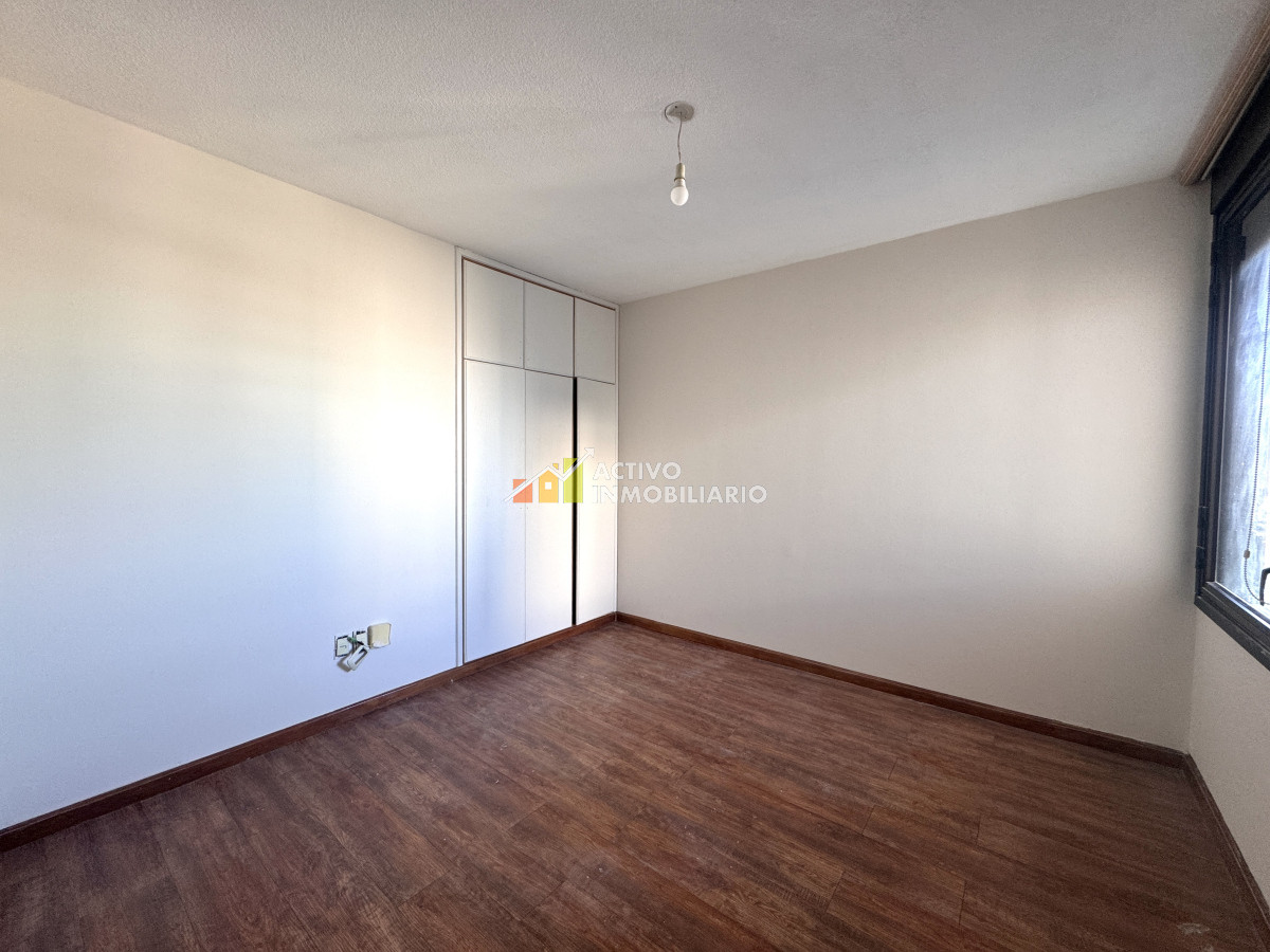 Apartamento ID.413 - Alquiler apartamento 3 dormitorios + garaje - Pocitos
