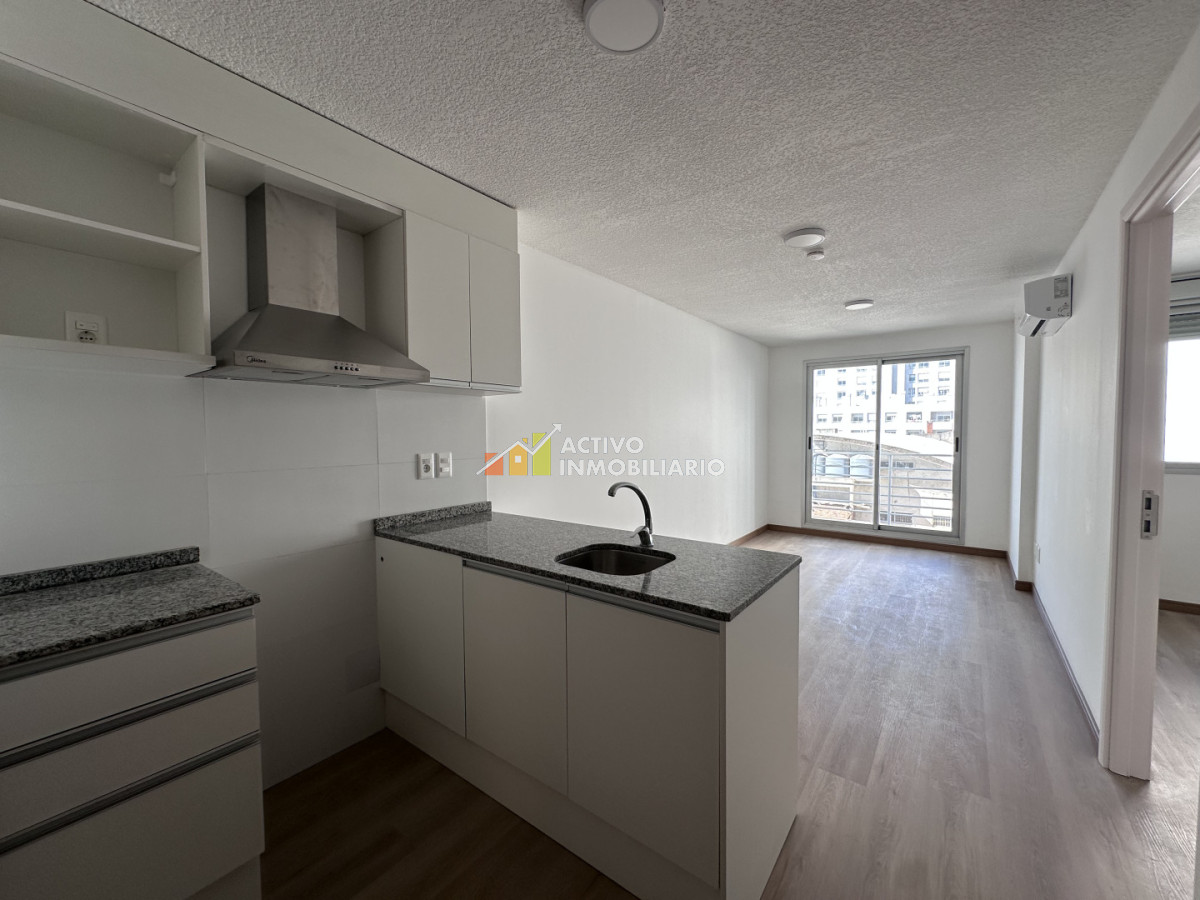Apartamento ID.565 - Alquiler apartamento 1 dormitorio + balcón + garage + Tres Cruces 