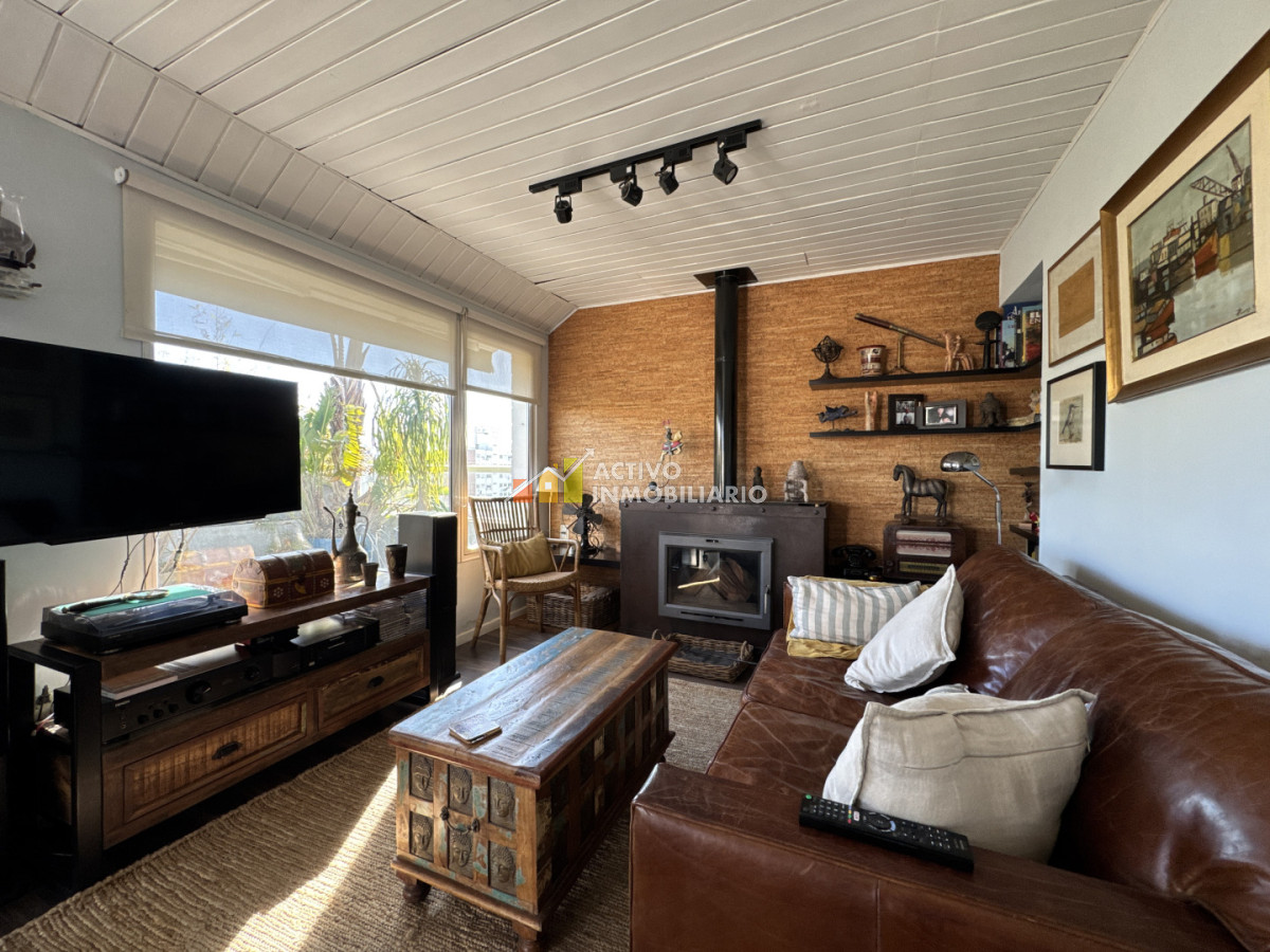 Apartamento ID.472 - Venta Penthouse 1 Dormitorio - Terraza con Parrillero garaje -Pocitos