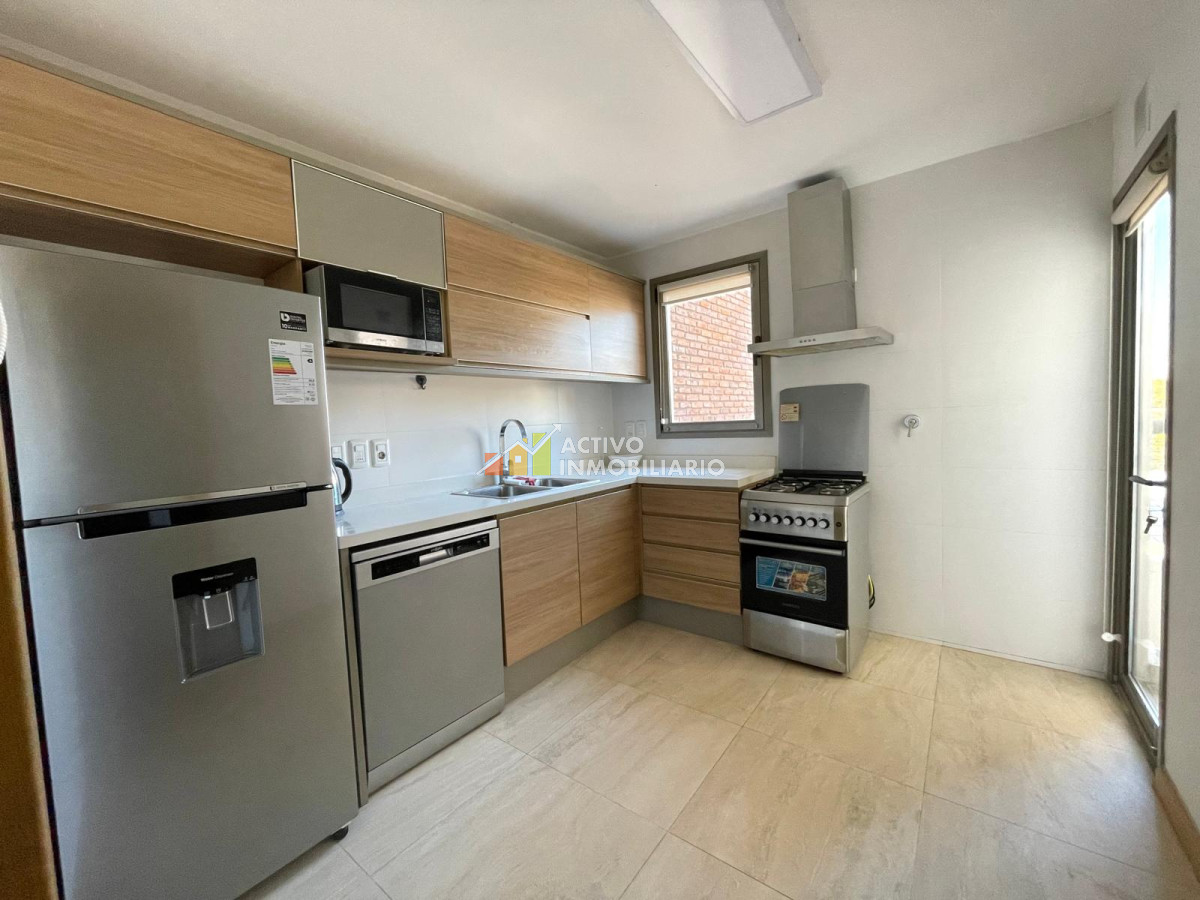 Apartamento ID.209 - Alquiler apartamento amueblado 2 dormitorio + terraza   garaje