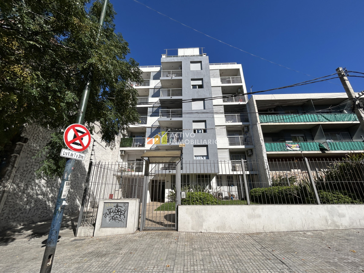 Apartamento ID.550 - Alquiler Apartamento 2 Dormitorios con Balcón - Bella Vista 