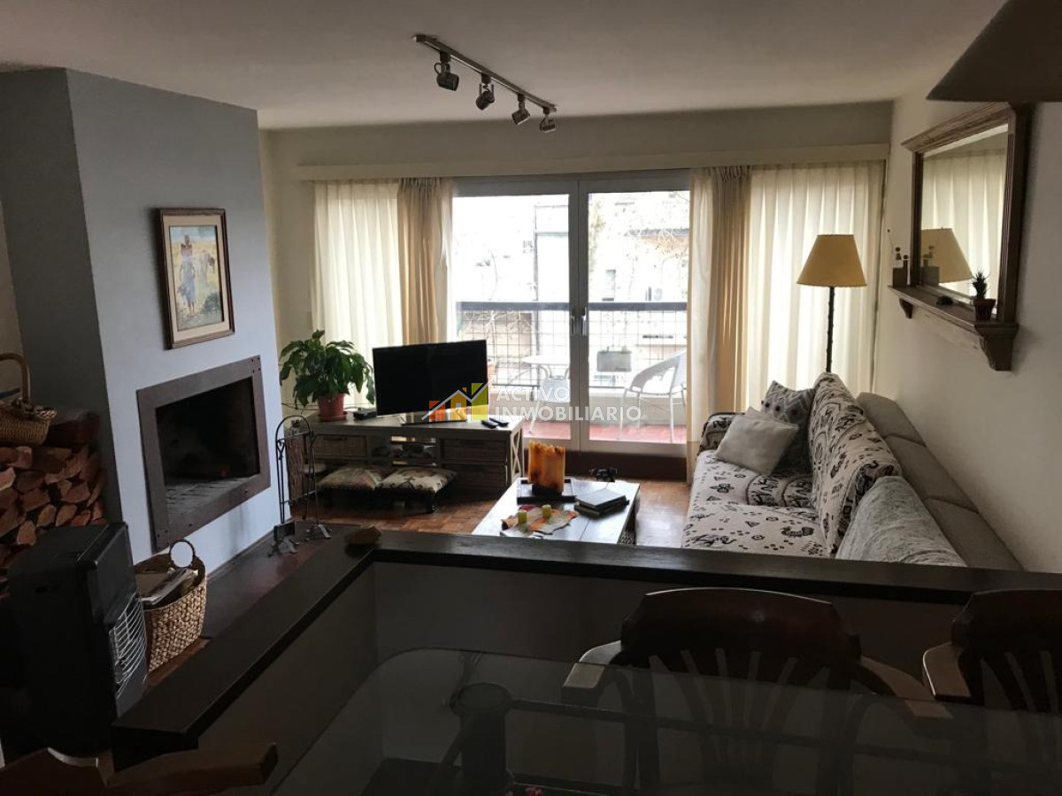 Apartamento ID.11 - Alquiler Amoblado !!!!!  4 D+2 B + Estufa leña +garage ( Contrato Anual )
