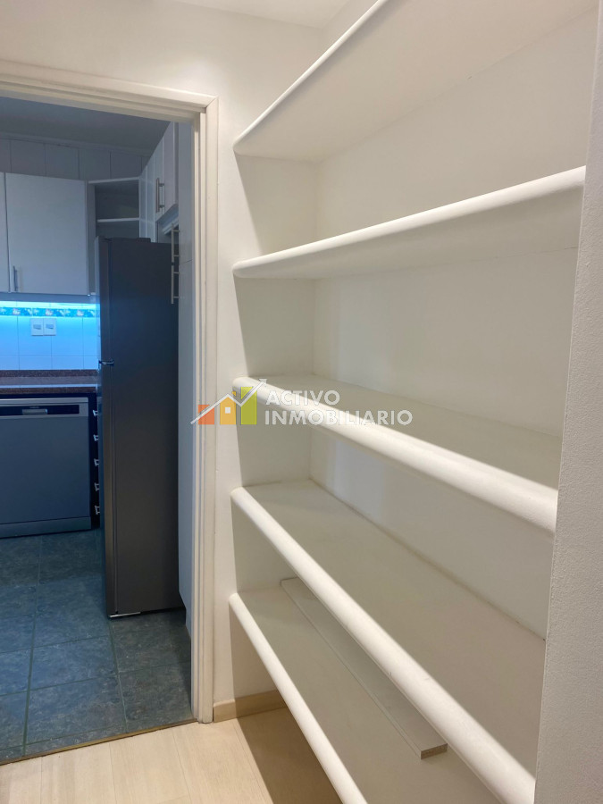 Apartamento ID.75 - Alquiler Exclente planta con vista al Golf ! Amueblado contrato anual